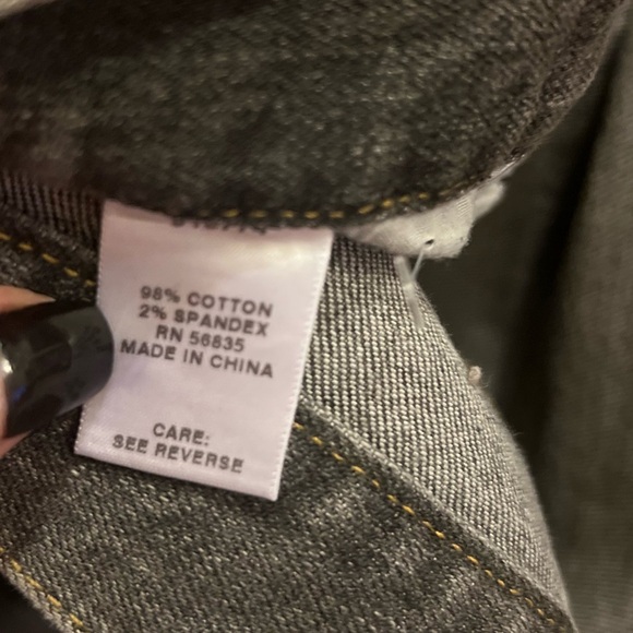 2 Cabela’s Lot Women’s Jeans Sz 12/ 32 Regular Carbon (Lot of two) - Picture 8 of 9